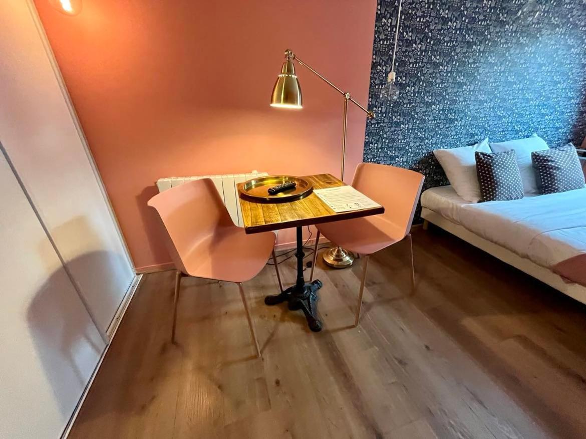la bonbonnière : studio Caen Extérieur photo