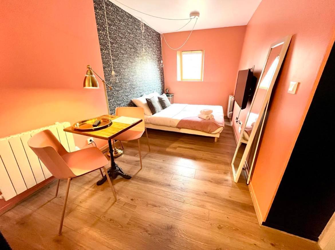 la bonbonnière : studio Caen Extérieur photo
